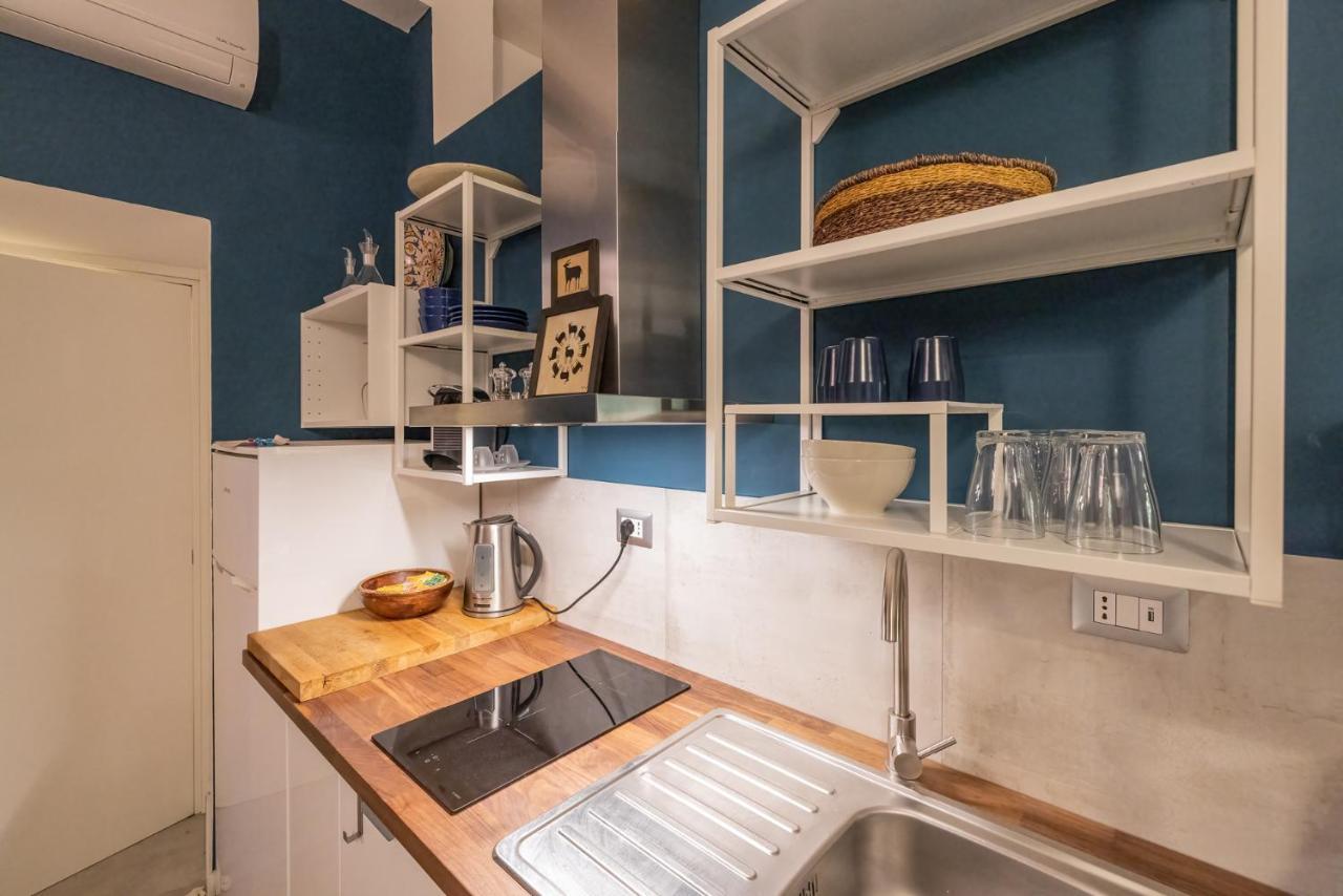 Rione Monti Studio Apt With Private Garden ローマ エクステリア 写真