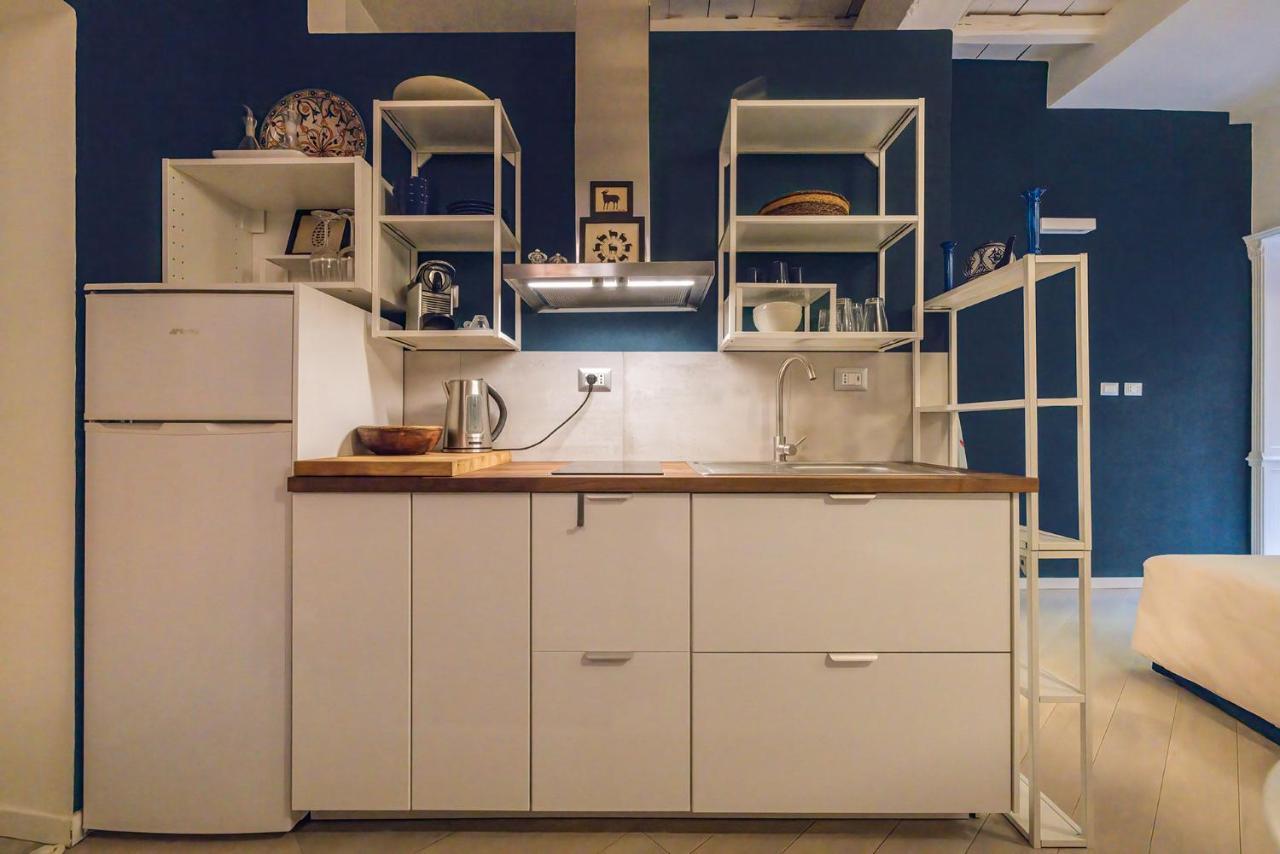 Rione Monti Studio Apt With Private Garden ローマ エクステリア 写真