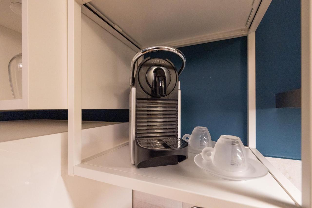 Rione Monti Studio Apt With Private Garden ローマ エクステリア 写真
