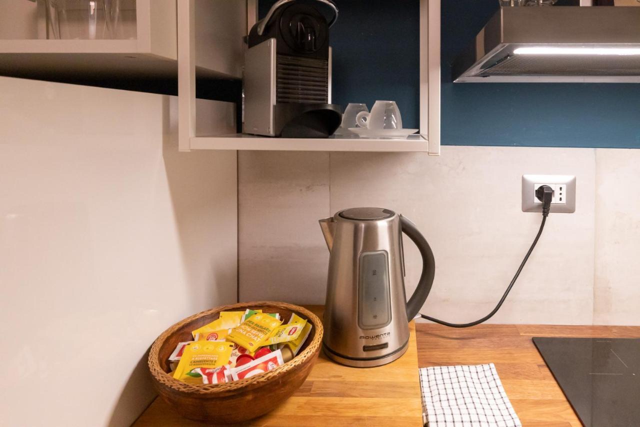 Rione Monti Studio Apt With Private Garden ローマ エクステリア 写真