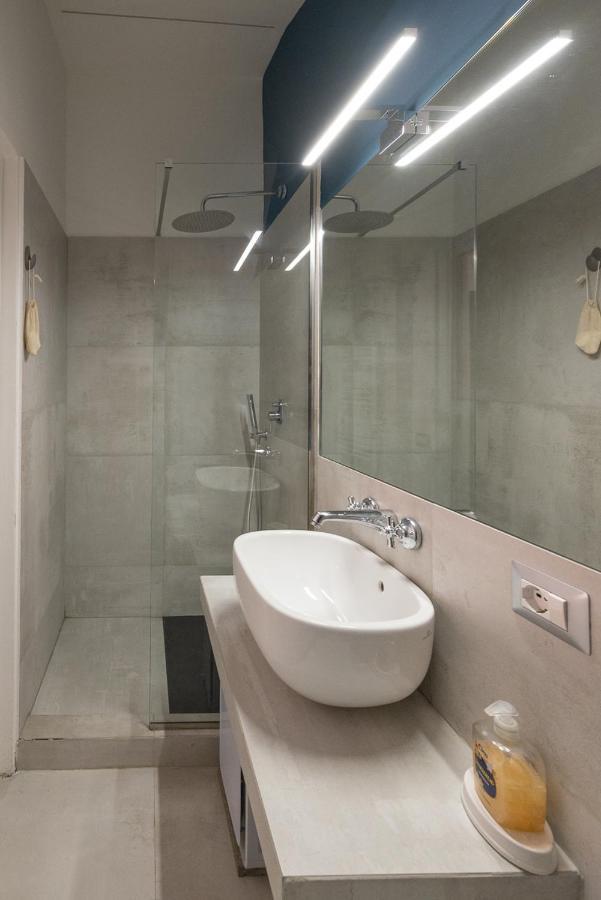 Rione Monti Studio Apt With Private Garden ローマ エクステリア 写真